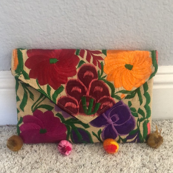 Embroidered clutch , hand made - Picture 2 of 3